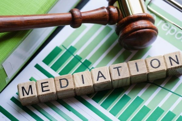 Image showing financial mediation Redhill